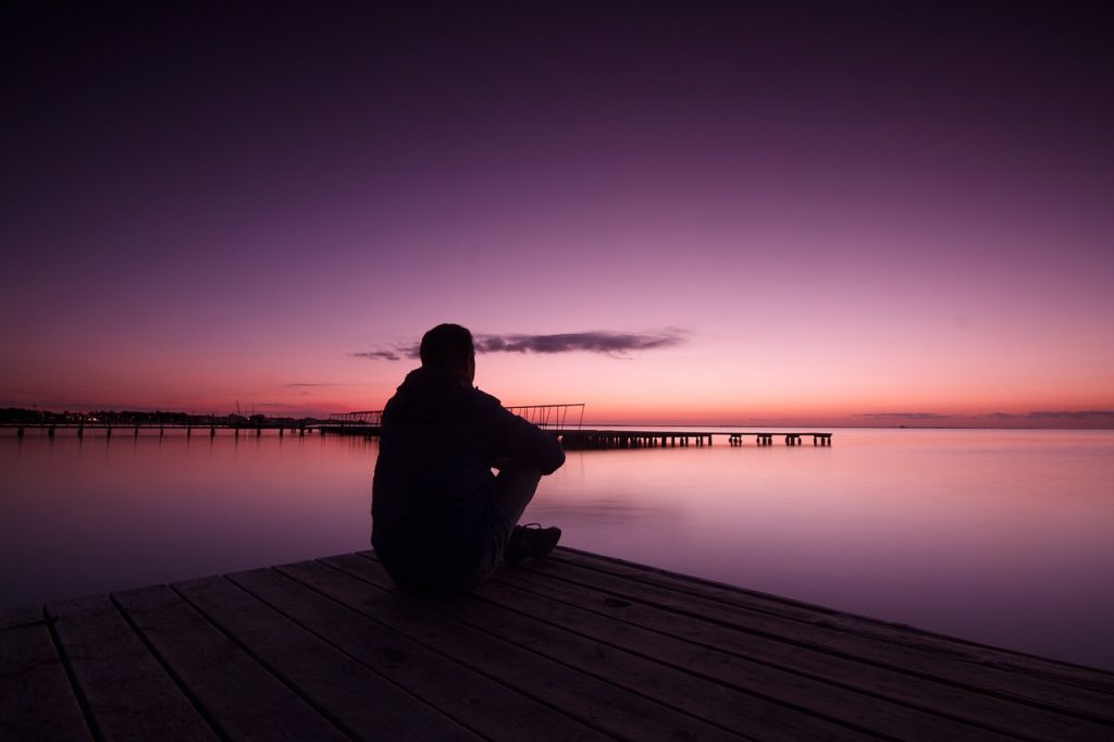 man, silhouette, sea-5619304.jpg